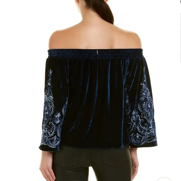 NWT ~ MISA LOS ANGELES LINEZ TOP - Picture 2 of 10